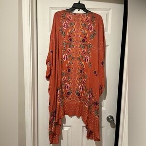 NWOT Angie Floral Kimono Cardigan Cover Up